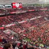 A Xabi Alonso le corean la canción 'Que viva España' tras ganar la liga con el Bayer Leverkusen
