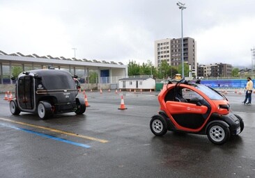 Vehículos del futuro de Crisalion y Tecnalia, en la Mubil Mobility Expo inaugurada hoy en Ficoba, en Irun.