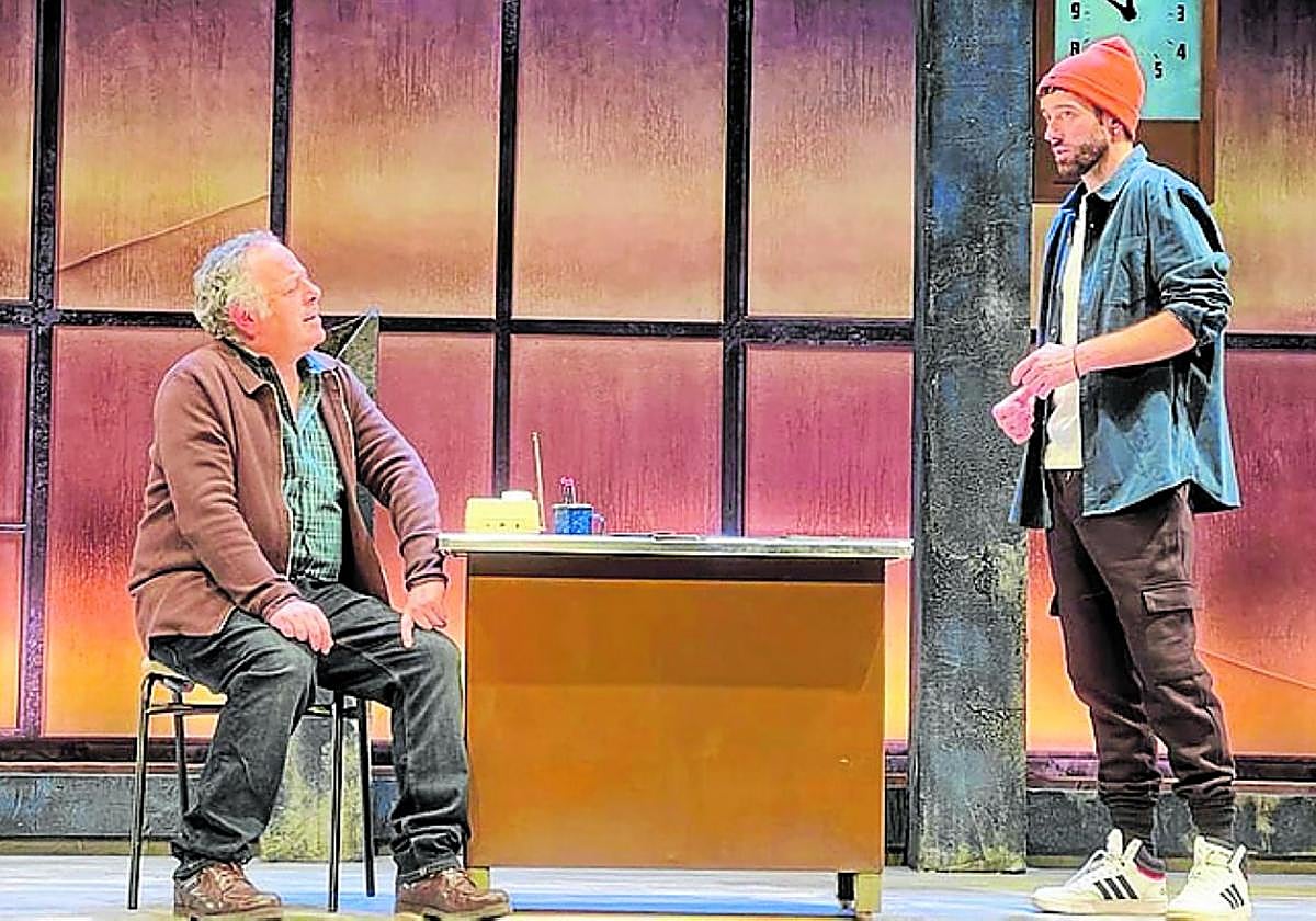 Iker Galartza eta Zuhaitz Gurrutxaga dira antzerkiaren protagonistak.