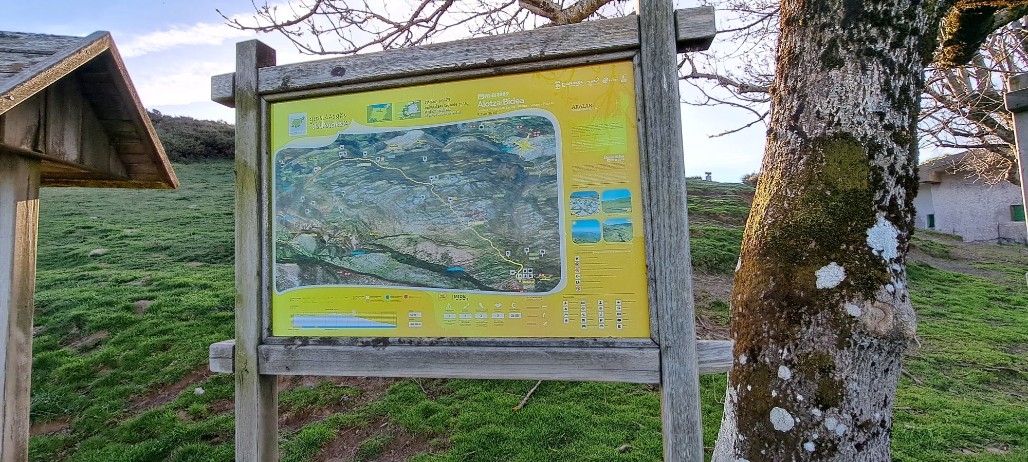Errenaga, la discreta cima de la Sierra de Aralar