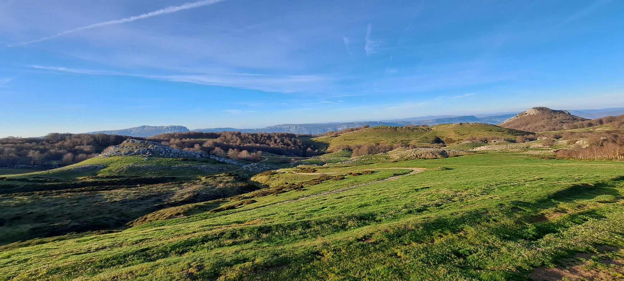 Errenaga, la discreta cima de la Sierra de Aralar