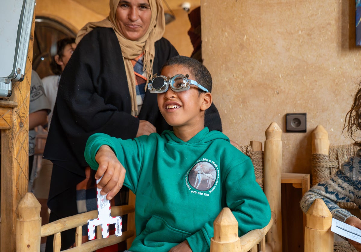 Los seis ópticos de la Fundación Alain Afflelou realizaron muchas revisiones de la vista