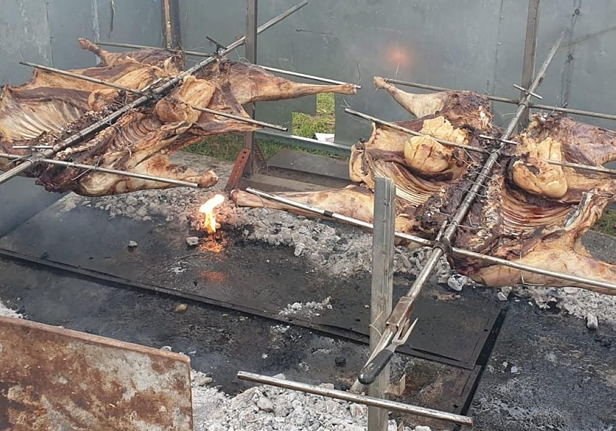 Zikiroa jateko moduan izango dira bertso bazkarian.