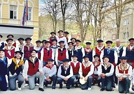 Suhar abesbatza Getarian izango da elizan kontzertua eskaintzen.