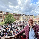 «Gora Santikutzak eta ondo pasatu, pasa gabe!»