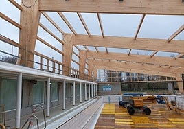 Imagen de las obras el pasado mes de diciembre, cuando alcanzaba el ecuador del plazo previsto. Se reabrirán en mayo finalmente.