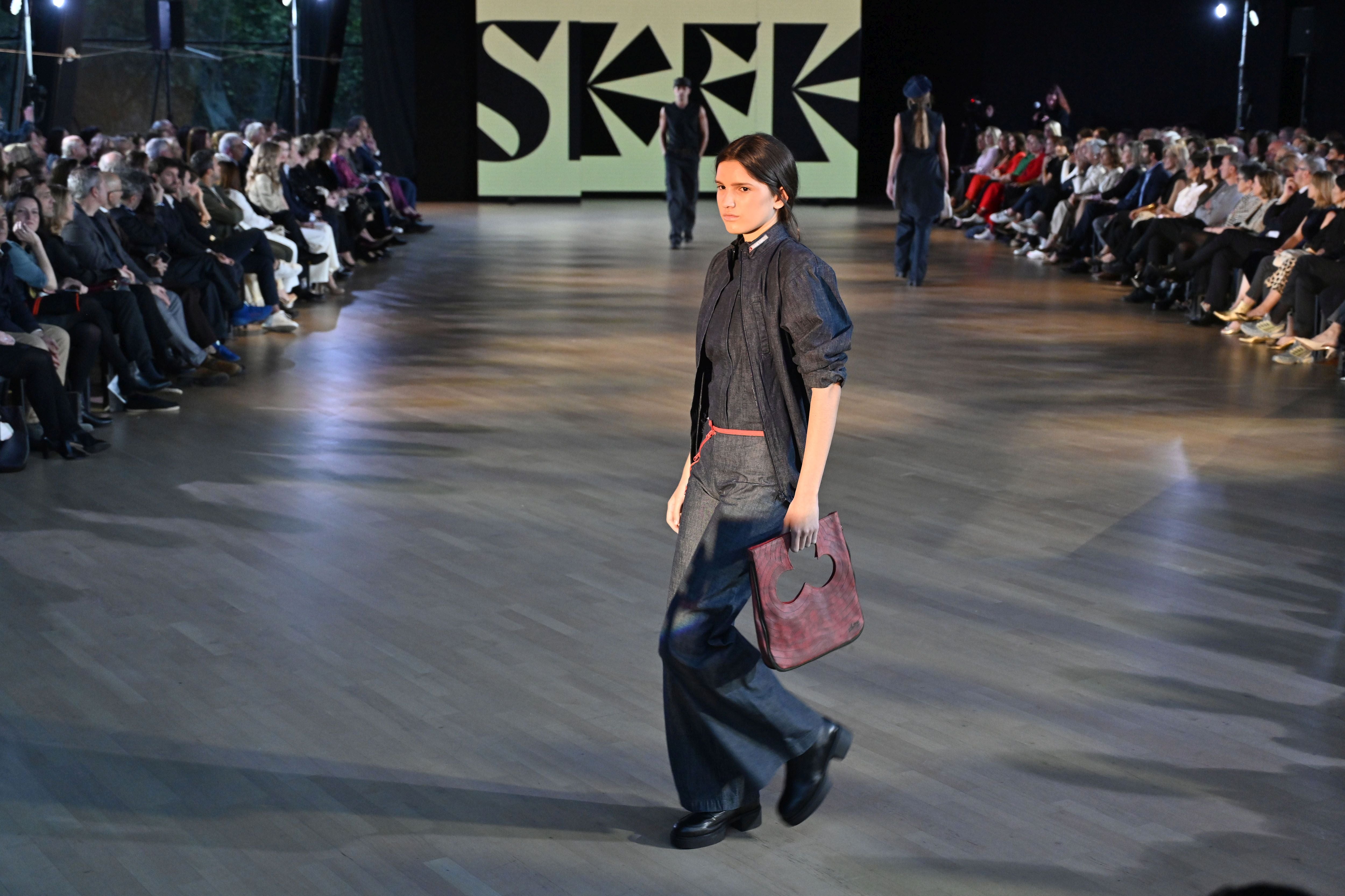 El desfile de SKFK en Getaria