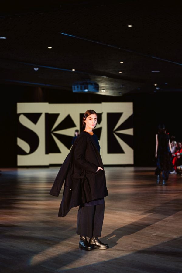El estilo propio de SKFK se adueña de la pasarela