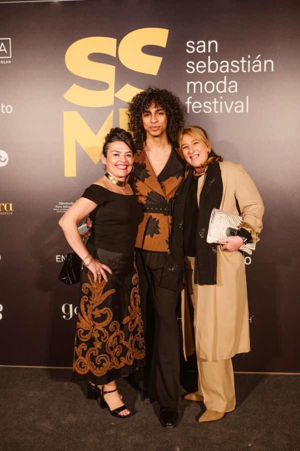 Photocall del desfile de SKFK en Balenciaga