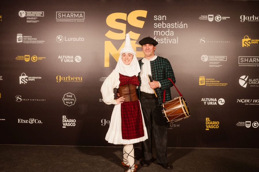 Photocall del desfile de SKFK en Balenciaga