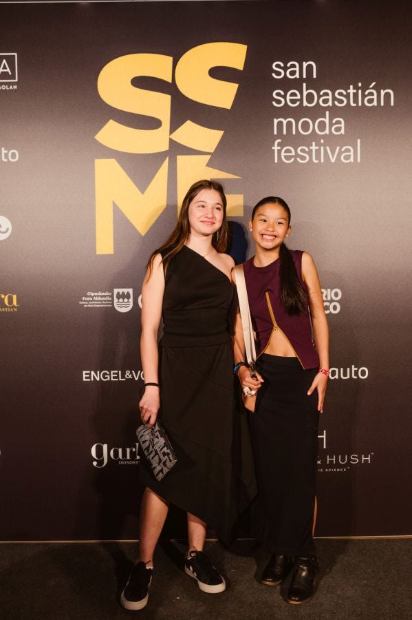 Photocall del desfile de SKFK en Balenciaga