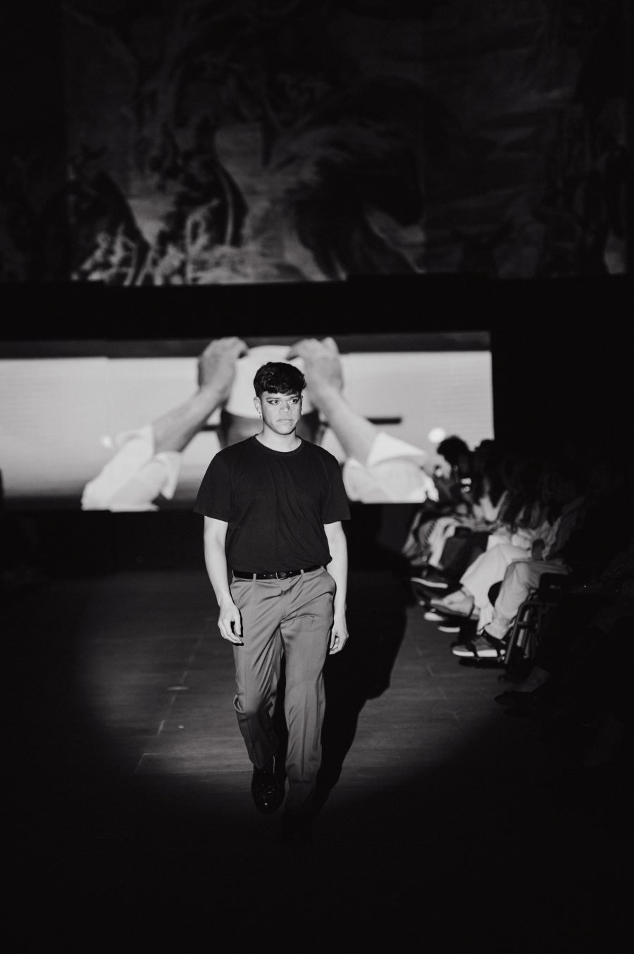 Elegancia sobre la pasarela de la mano de Sastrería Aldabaldetreku