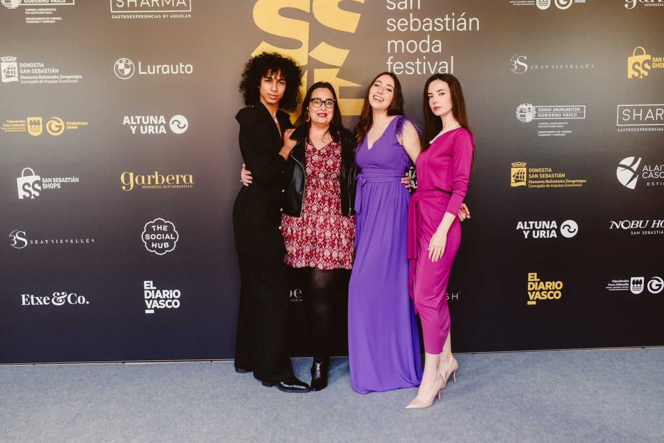 Elegancia sobre la pasarela de la mano de Sastrería Aldabaldetreku