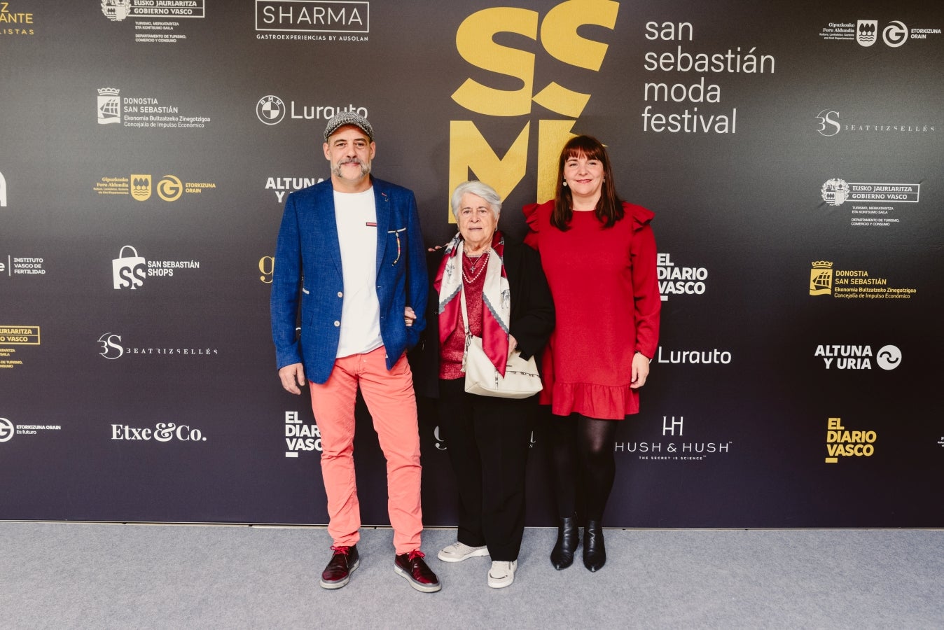 Elegancia sobre la pasarela de la mano de Sastrería Aldabaldetreku