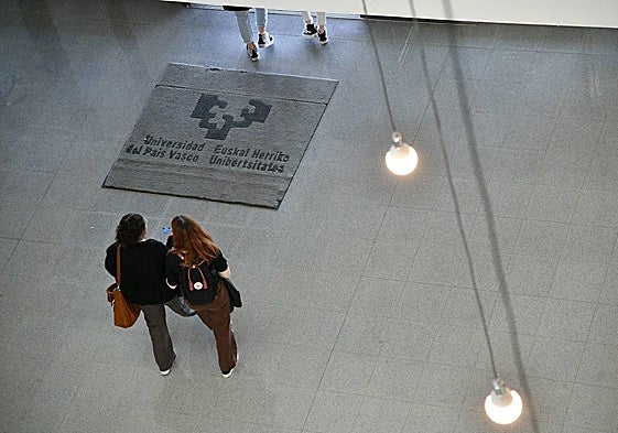 La UPV cancela un curso sobre astrología en Donostia: «La universidad rechaza la pseudociencia»