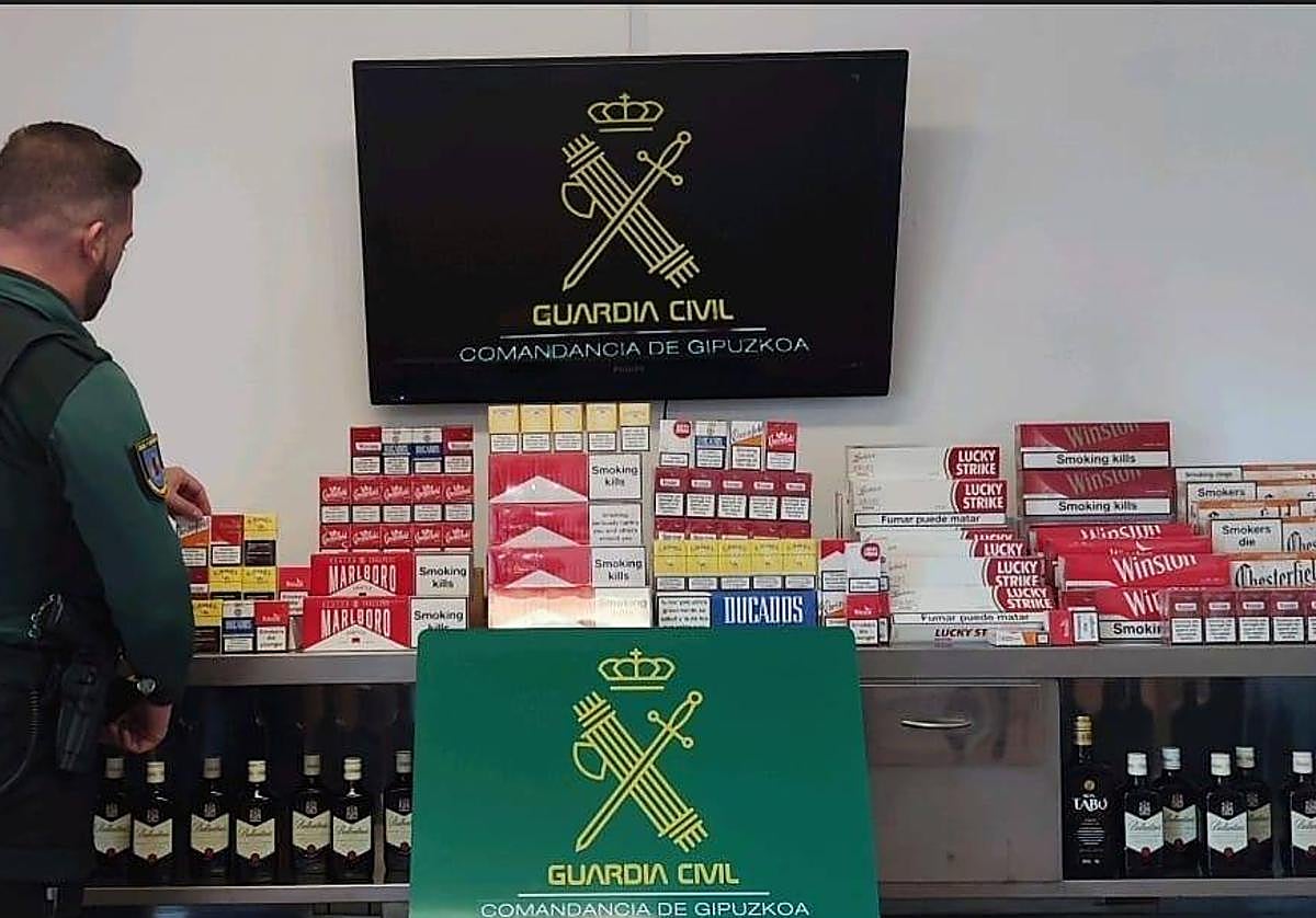 Una imagen de los productos incautados en Zumarraga.