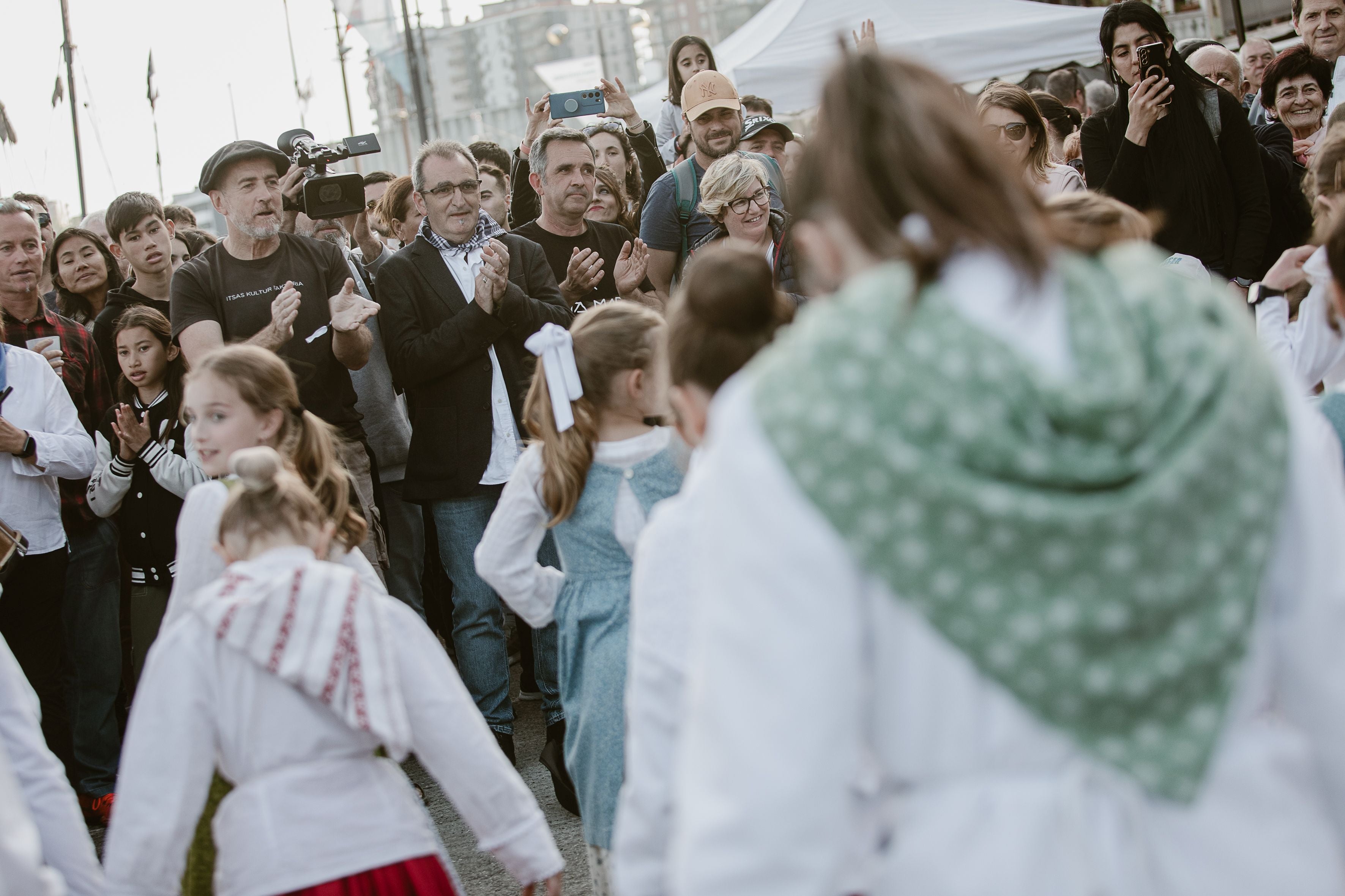 Pasaia, con la mirada puesta en el mar