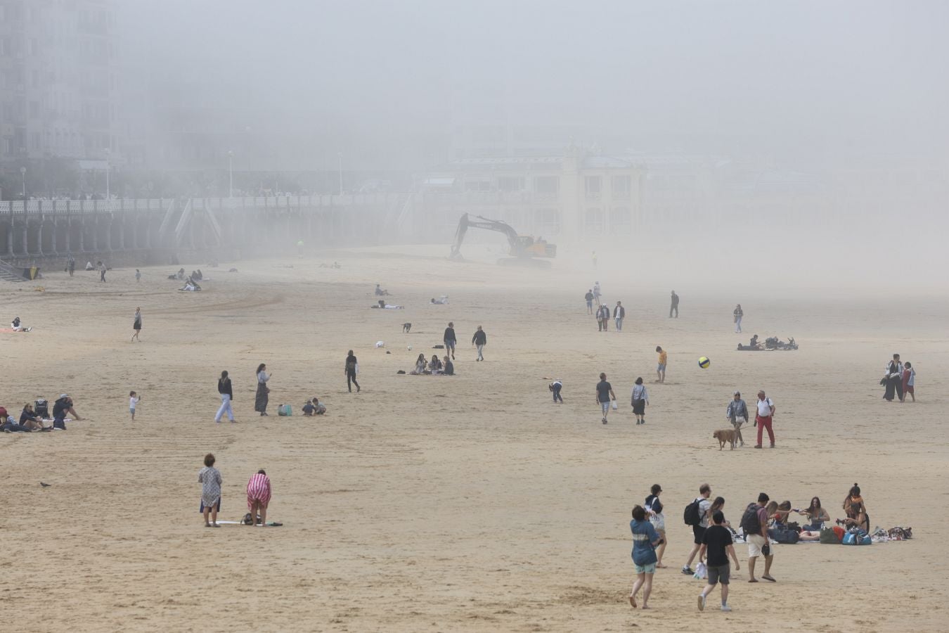Un manto gris desde Hondarribia a Santa Clara