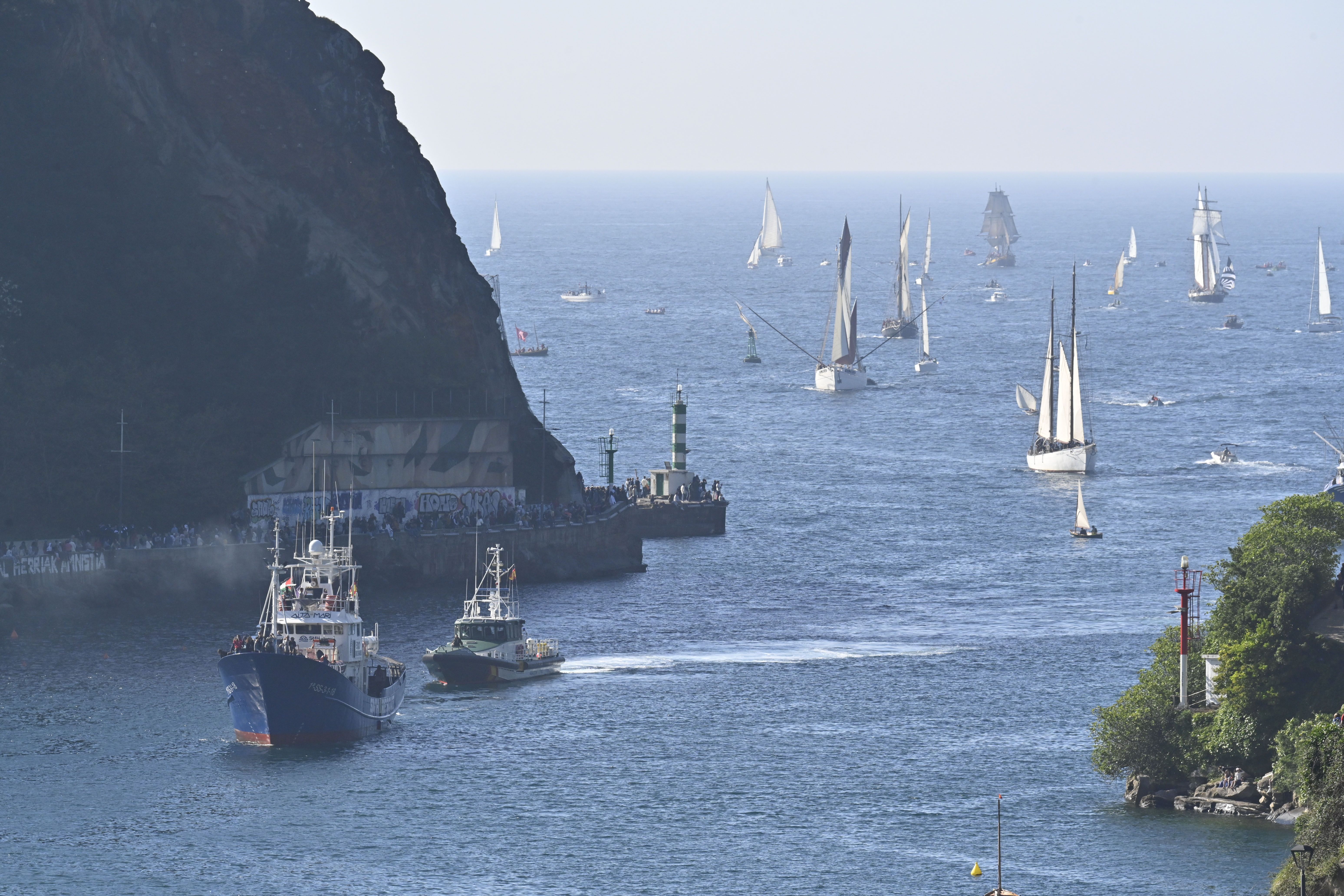 Las mejores imágenes de la entrada de los barcos en la bahía