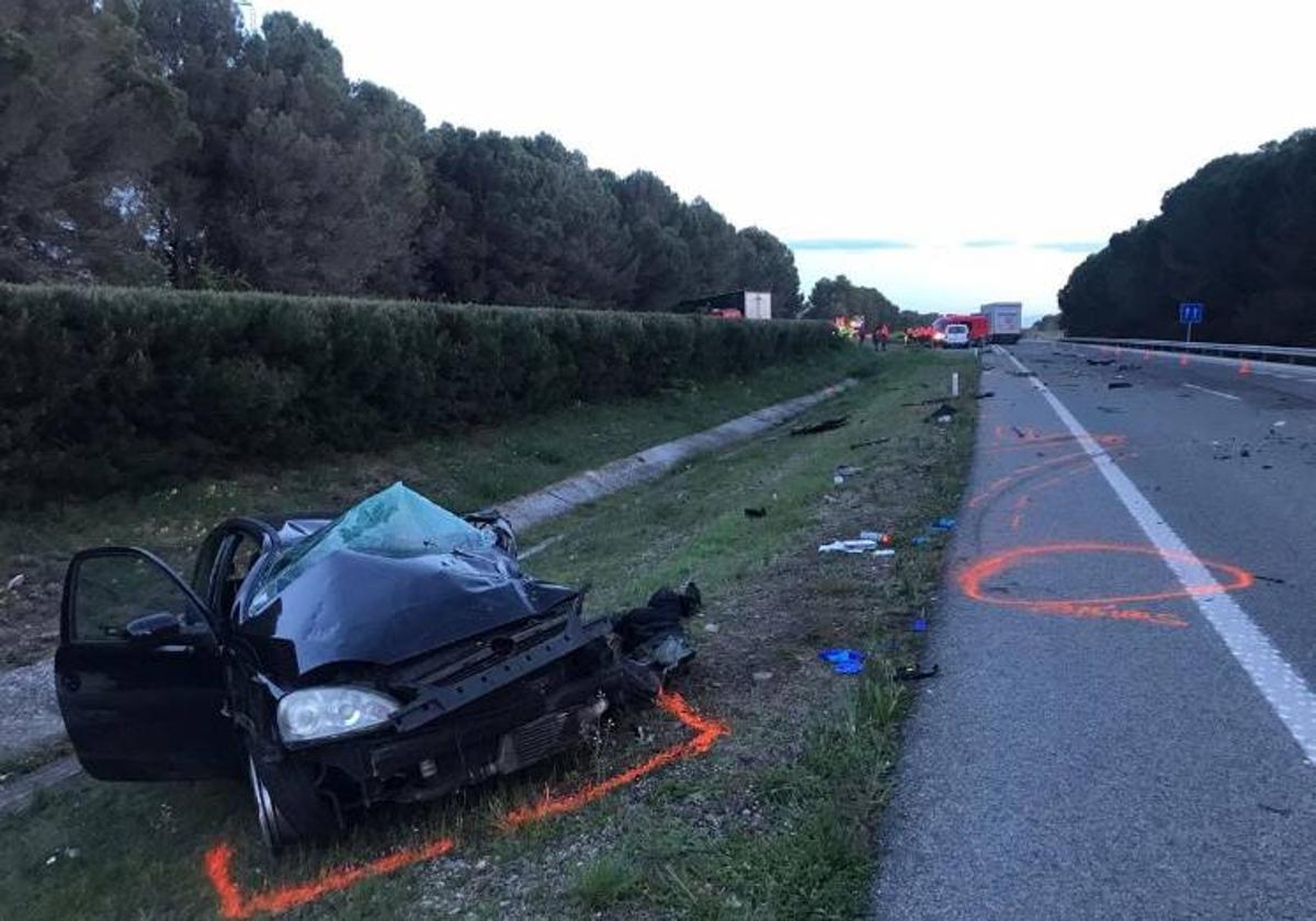 Este es el estado en el que quedó el vehículo de la fallecida en Navarra en el que también viajaba su familia