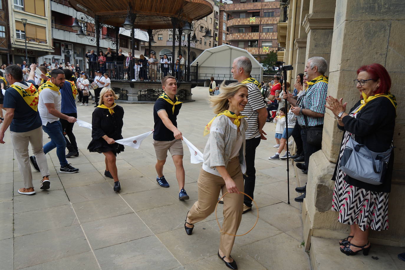 La Sokadantza del primer domingo de las fiestas de Loinaz