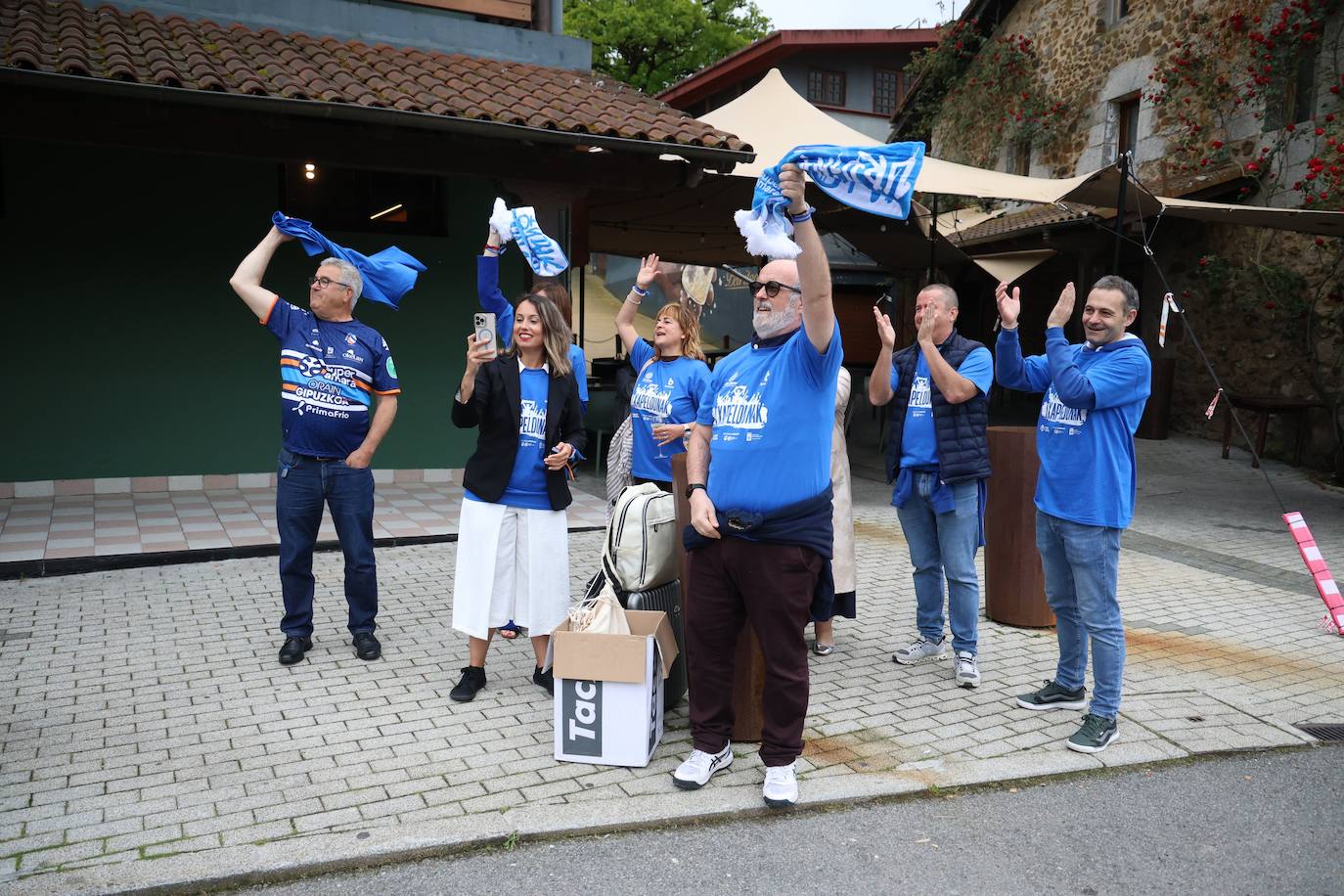 La juerga del Bera Bera en Petritegi