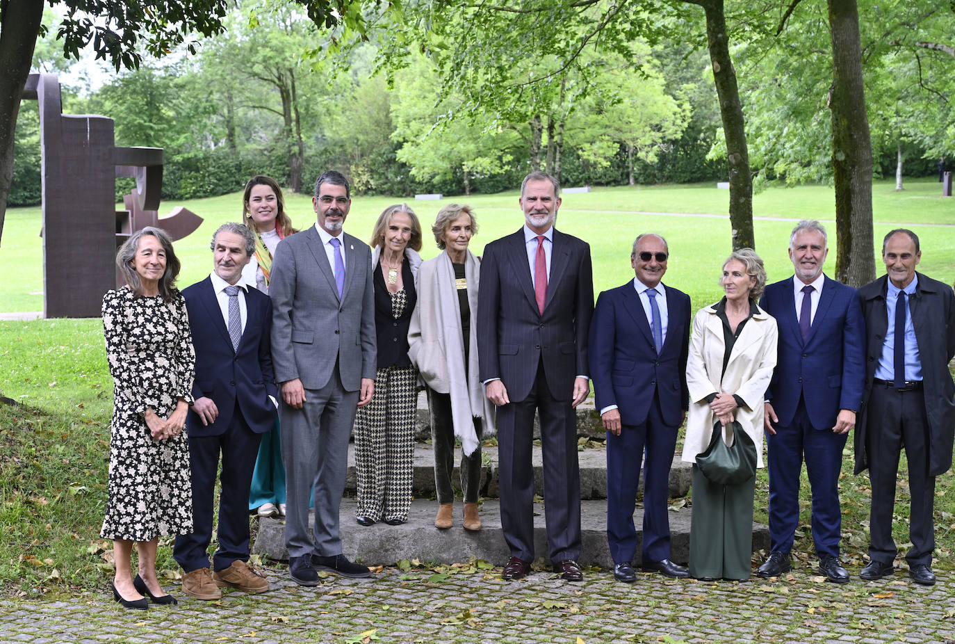 La visita del rey Felipe VI a Chillida Leku, en imágenes