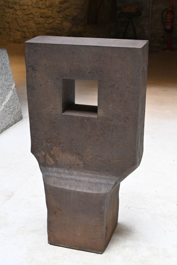 El Caserío Zabalaga recorre los años 80 de Chillida