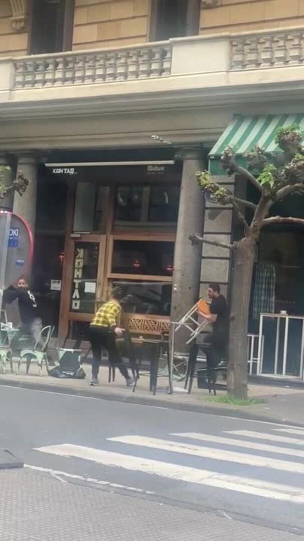 Vídeo: Pelea en pleno centro de San Sebastián