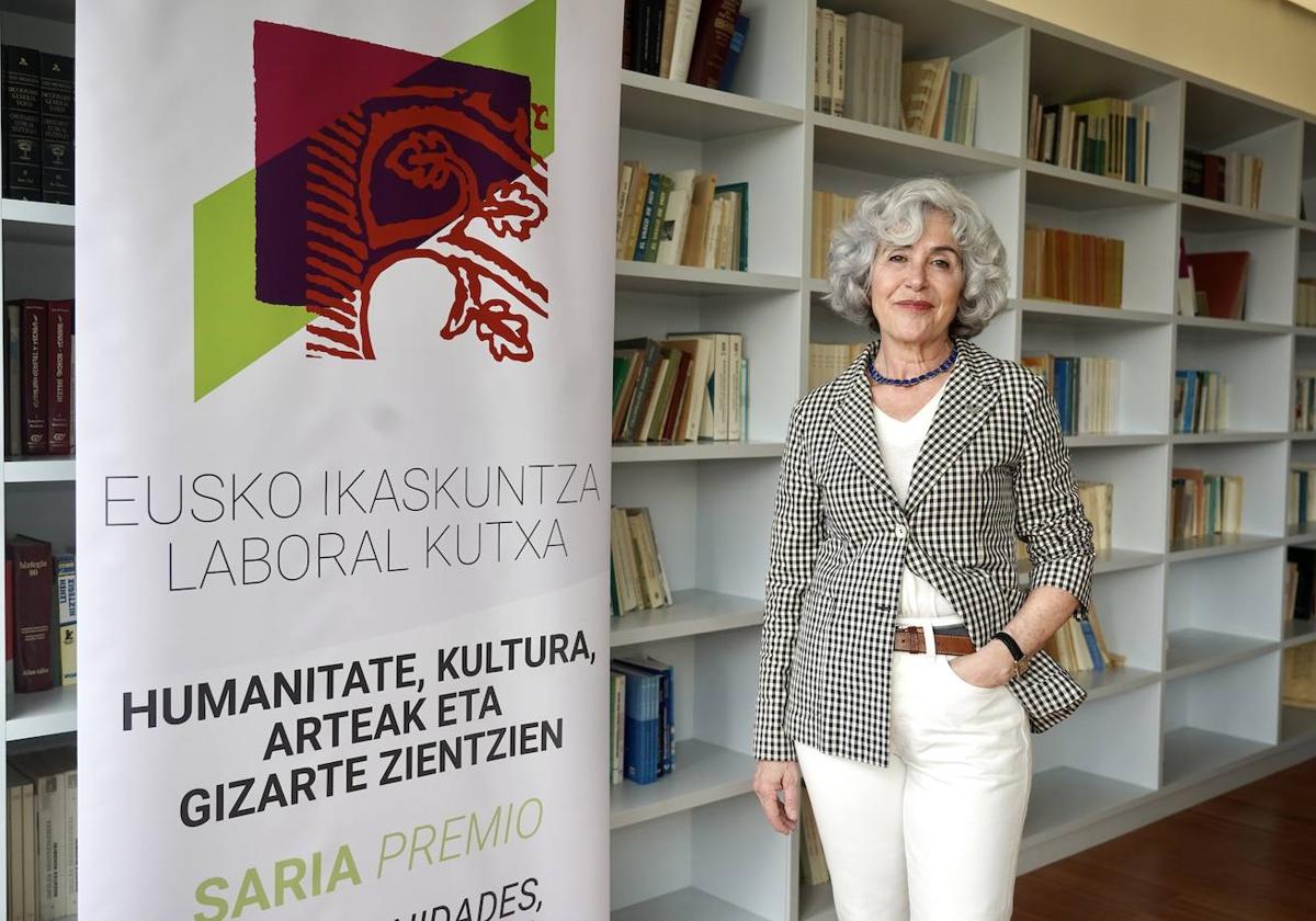 Itziar Lakak eskuratu du Eusko Ikaskuntza 2024 saria