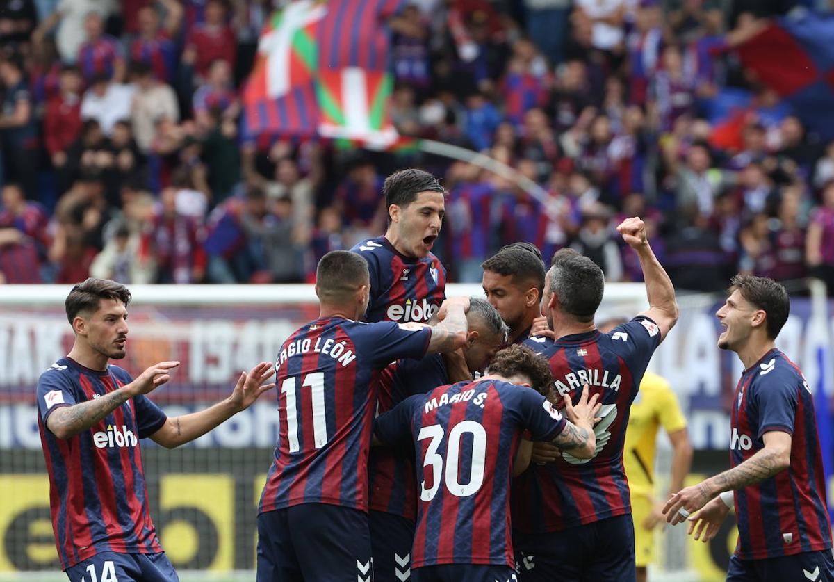 Sigue en directo el Eibar - Cartagena