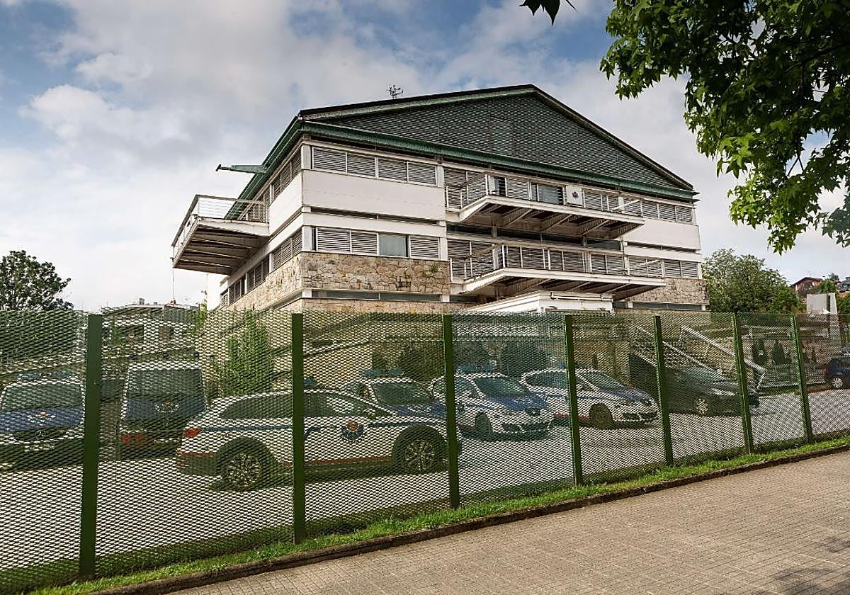 Comisaría de la Ertzaintza en Irun.