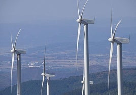 Aerogeneradores en Gipuzkoa, en la frontera con Araba.