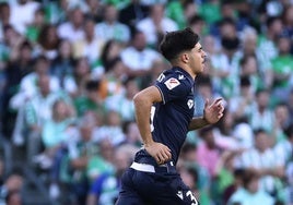 Jon Martin, sobre el césped del Villamarín en su debut del domingo.