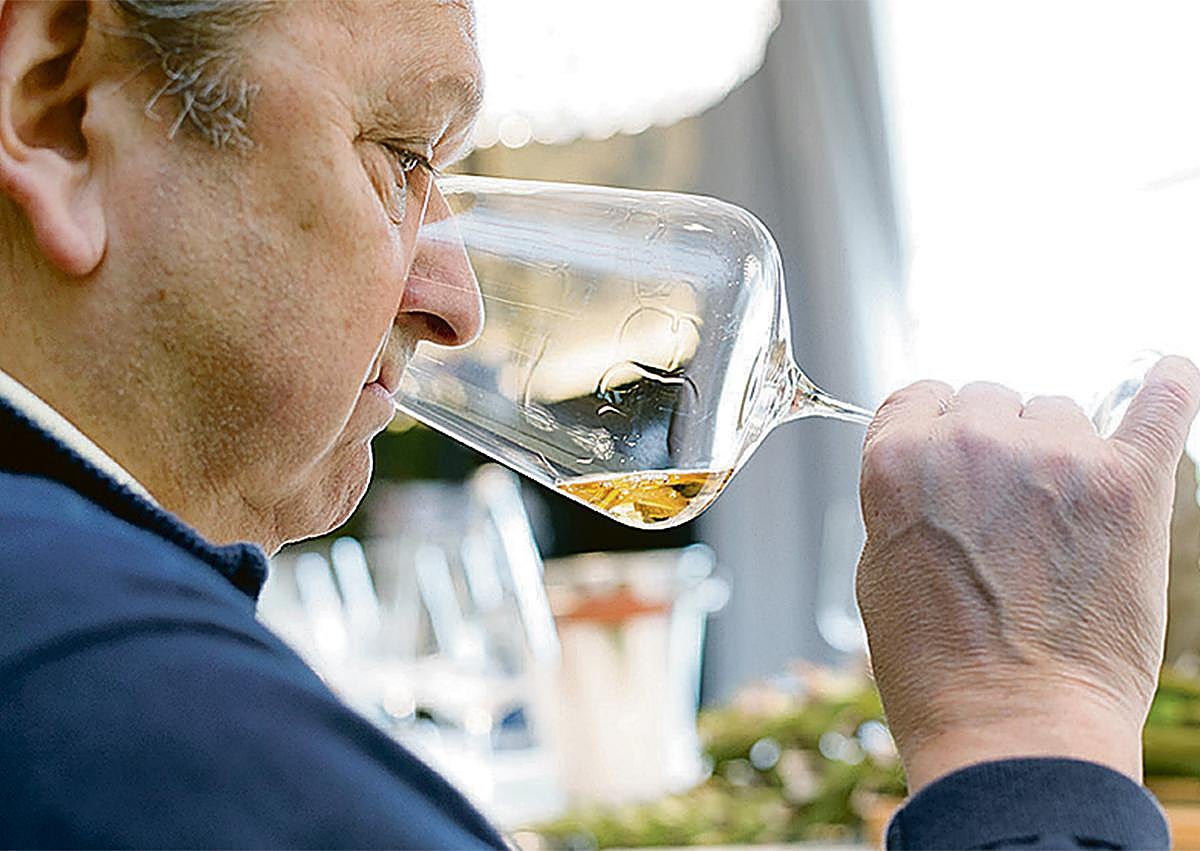 Imagen secundaria 1 - Botellas que rinden un homenaje a su origen
