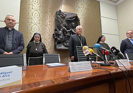 Gómez Arce, sor María Javier, Mario Iceta, sor Carmen Ruiz y Rodrigo Saiz.