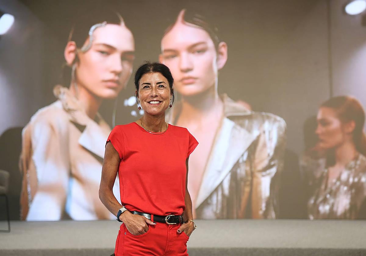 Coro Saldaña visita las instalaciones de El Diario Vasco.