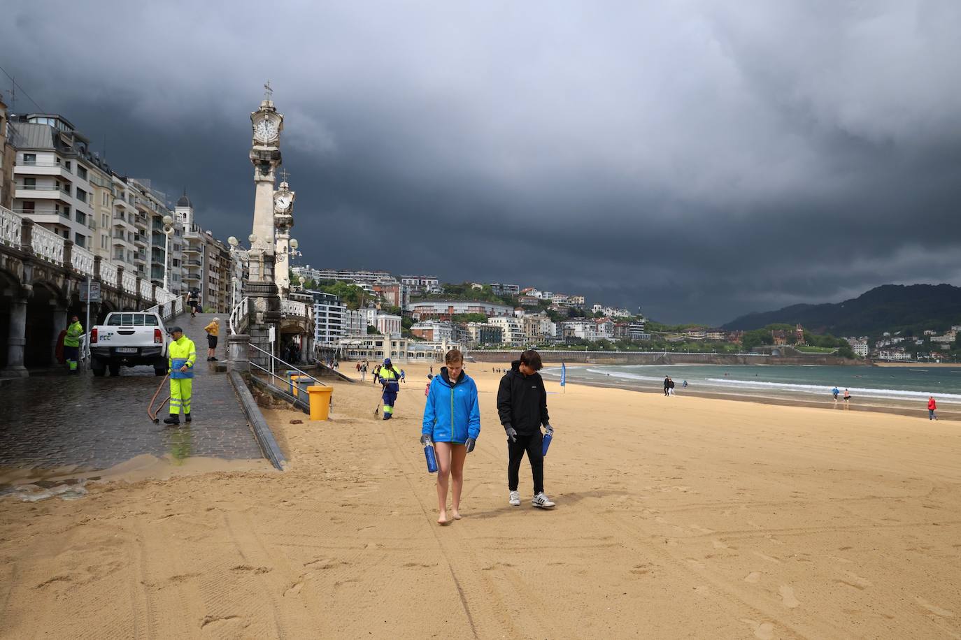 El arranque de la temporada de playas, en imágenes