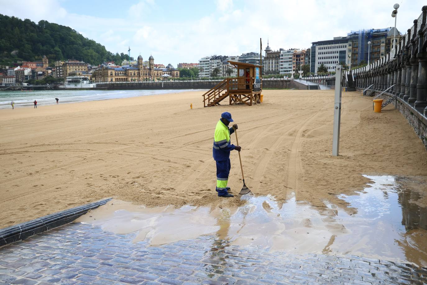 El arranque de la temporada de playas, en imágenes