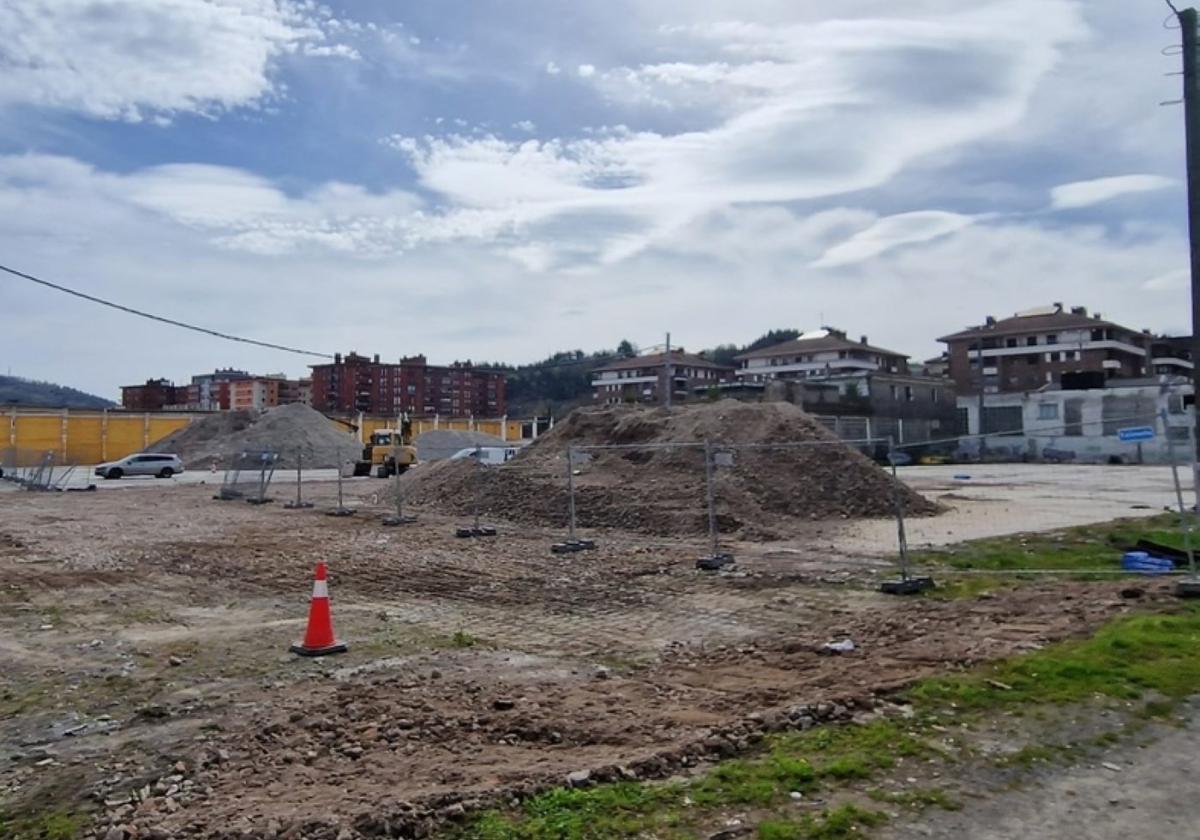 En Hegoalde se viene preparando el terreno para el nuevo aparcamiento.