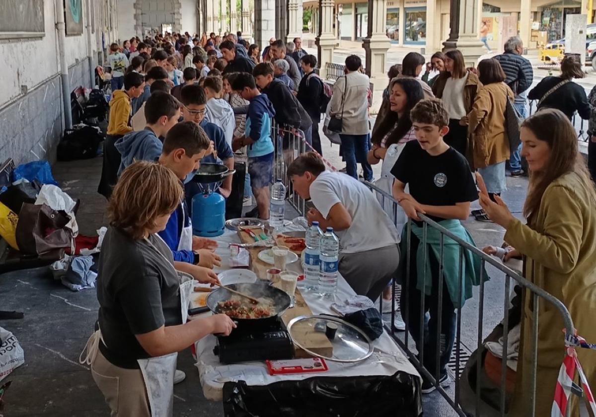 Haurren paella lehiaketak arrakasta izan du, berriro ere