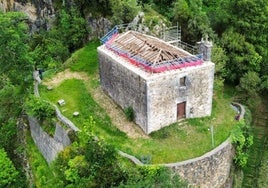 Imagen tomada con un dron que muestra el aspecto actual de la ermita de Santa Ana.