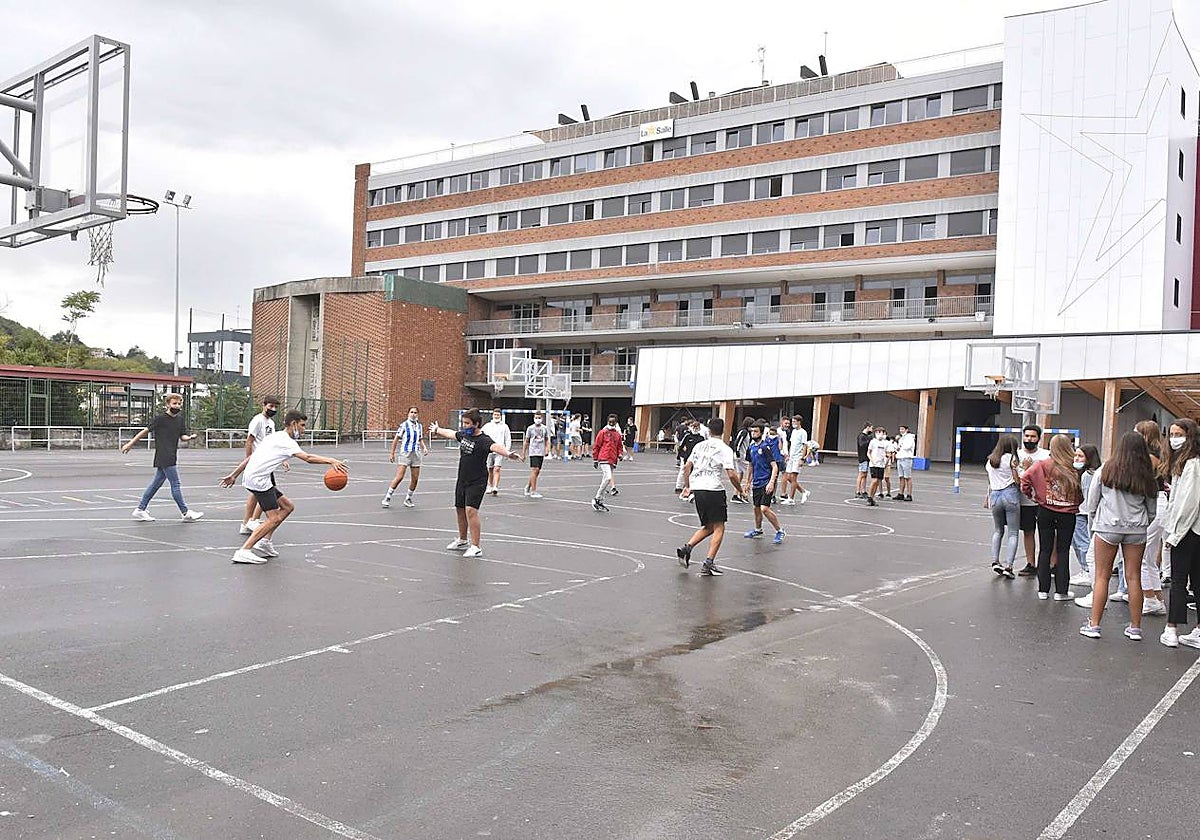 Vista exterior del colegio La Salle de San Sebastián.