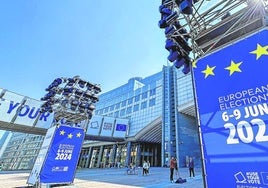 Vista de la entrada de la sede del Parlamento Europeo en Bruselas.