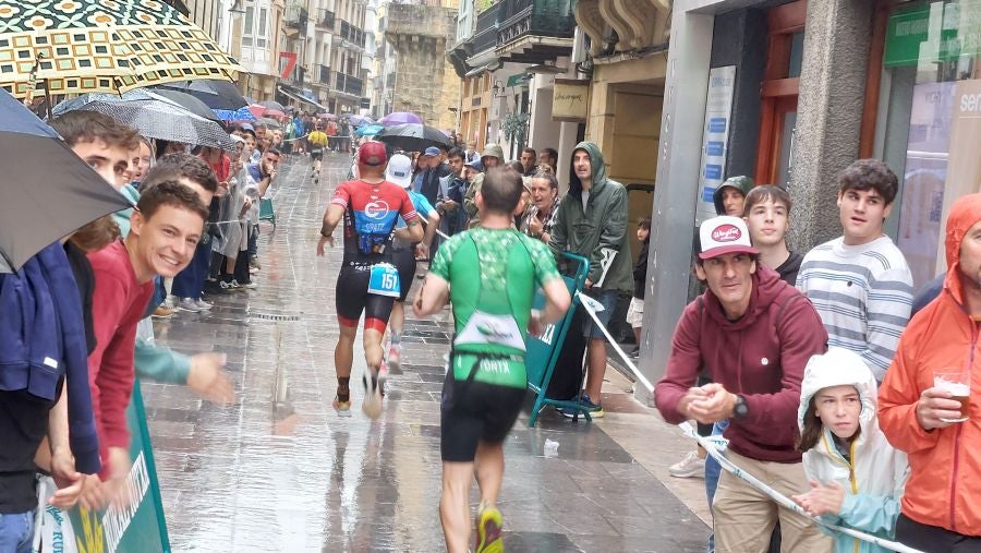 Multitudinario Triatlón de Zarautz