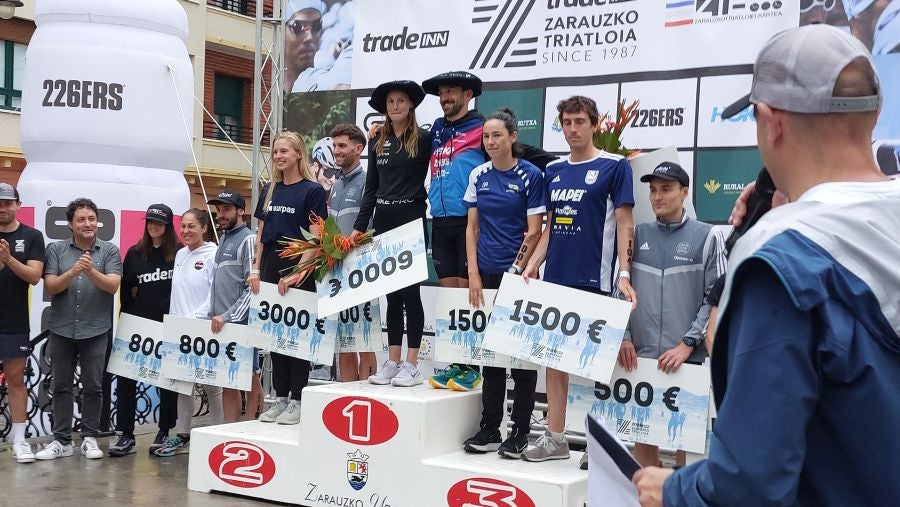 Multitudinario Triatlón de Zarautz