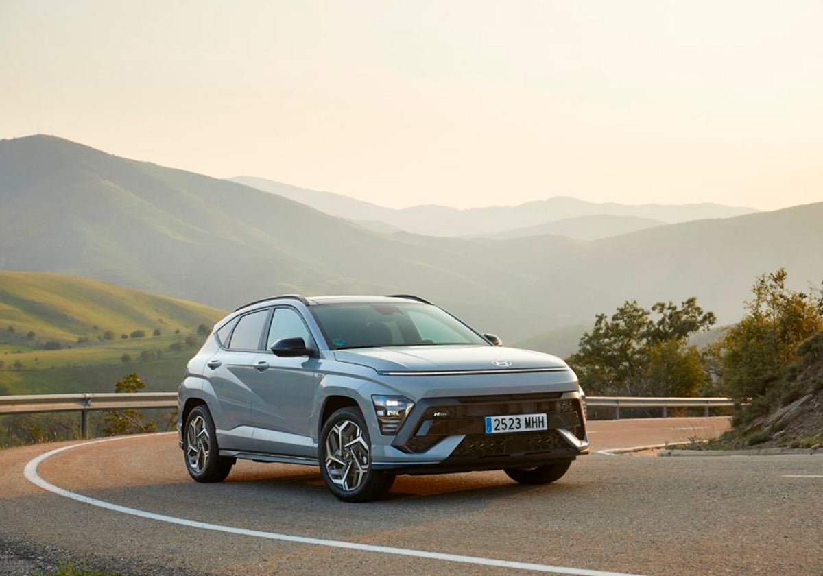 La circulación por cualquier tipo de carretera no es un problema para el KONA Hybrid