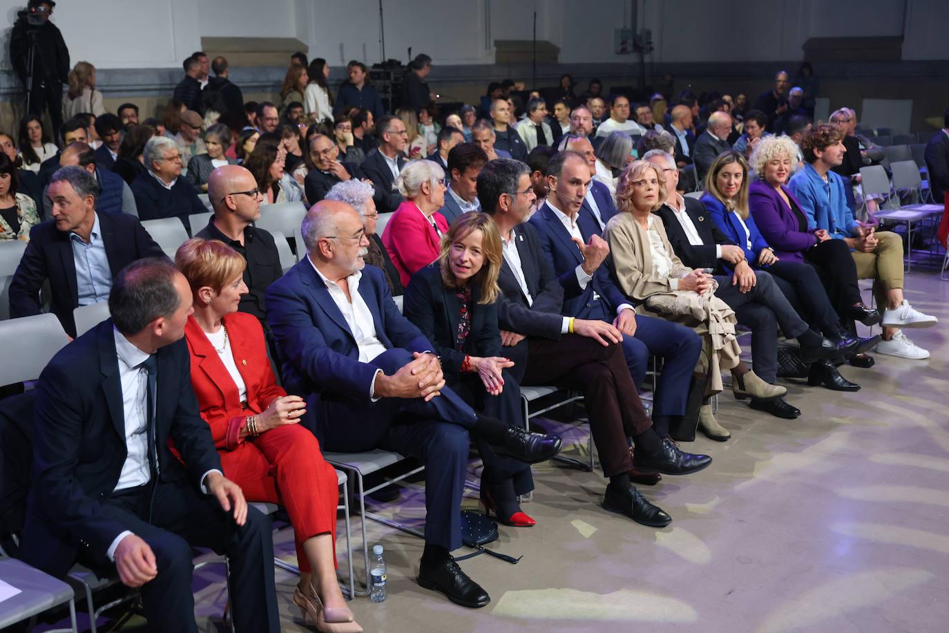 Respaldo institucional, económico y social en el acto de presentación
