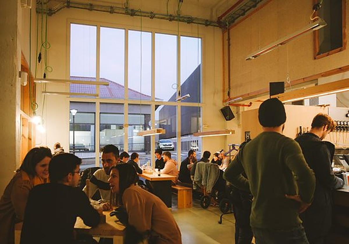El taproom de Bidassoa Basque Brewery se traslada de Irun a San Sebastián.