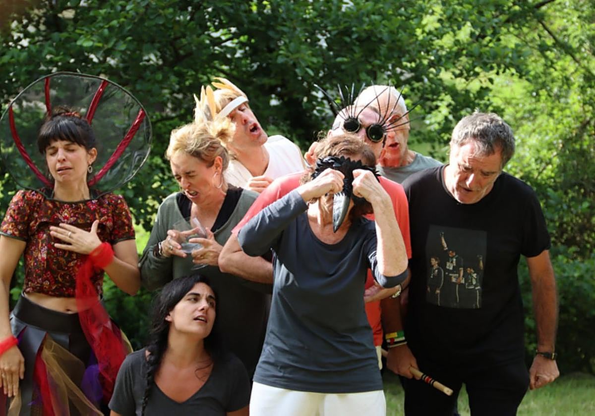 'Sorgin baratza' antzezlanaren entseguaren une bat.